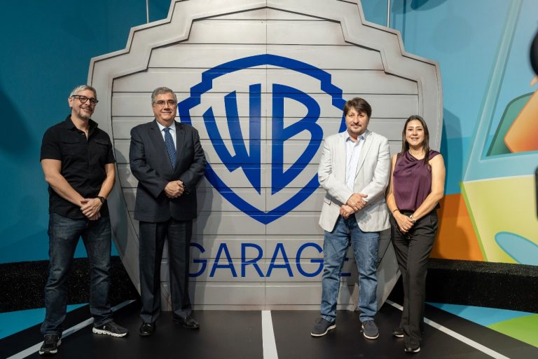 Casa Warner abre sus puertas en Ecuador.